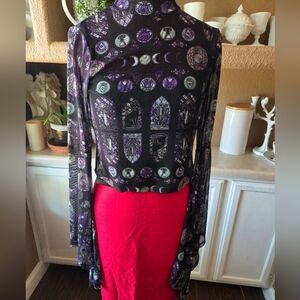 Stylish Black and Purple Crop Top.. Size XL